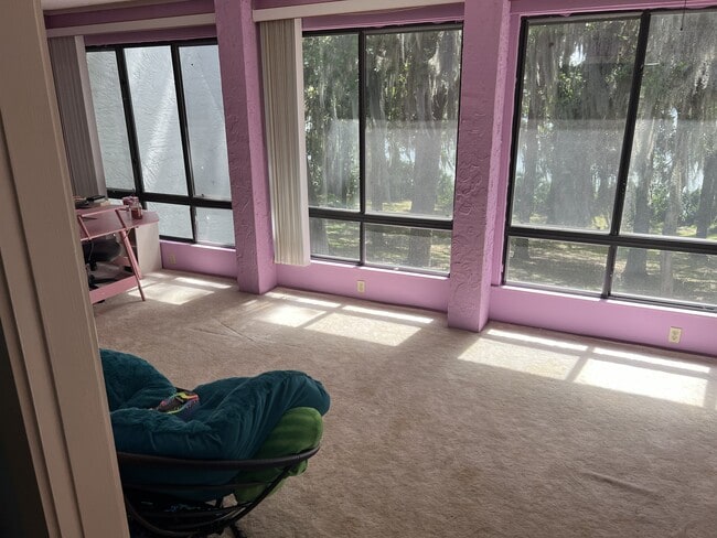 Building Photo - 2756 SW 14th Dr Unit 2756
