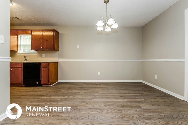 Photo - 1614 Laney Rd