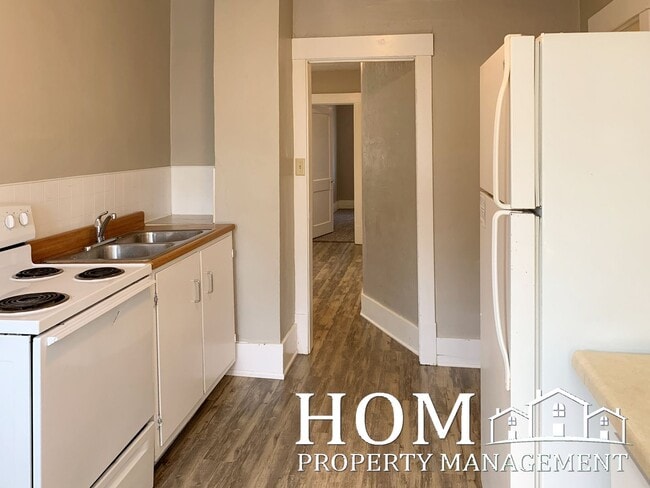 Photo - 630 Lyndale St Unit 2