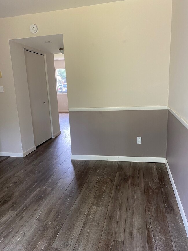 Photo - 13 Thatch Ct