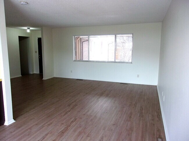 Photo - 405 E Swallow Rd Unit 407