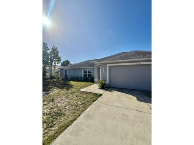 Photo - Annual 3 Bed/2 Bath Home-SE Cape Coral