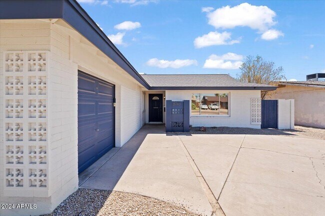 8743 E El Nido Ln - House Rental in Scottsdale, AZ | ForRent.com