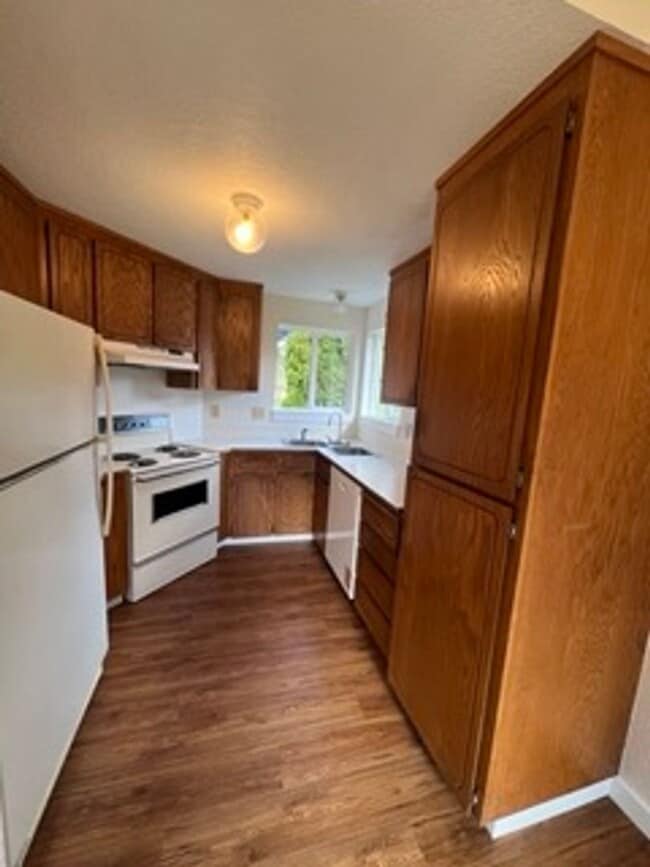 Photo - 6210 142nd Pl SE