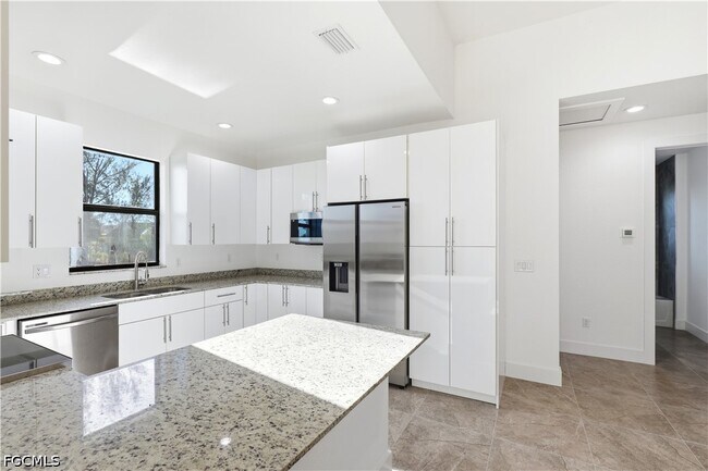 Photo - 1119 NW 28th Pl