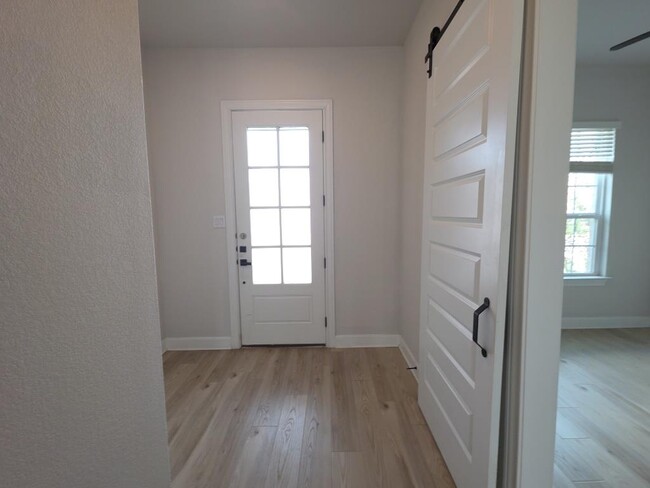 Photo - 17813 Clairess Ln