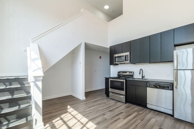 Photo - 3003 W Glenwood Ave Unit 19
