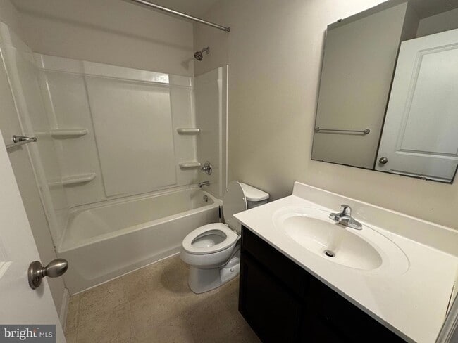 Photo - 20 Marsh Ln
