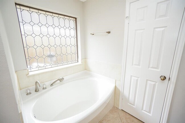 Photo - 2918 E Elm Cir