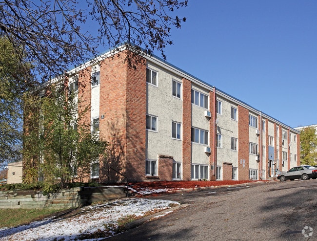 Morningstar Apartments - Morningstar Apartments