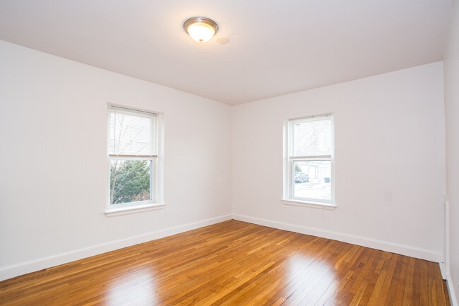 Photo - 119 West Wyoming