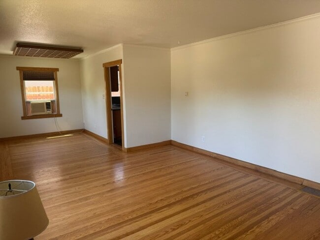 Photo - 2325 25th Ave
