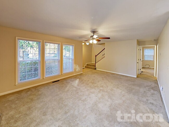 Photo - 4680 Woodglen Ct