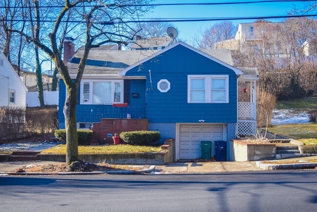 Building Photo - 77 Maryknoll St