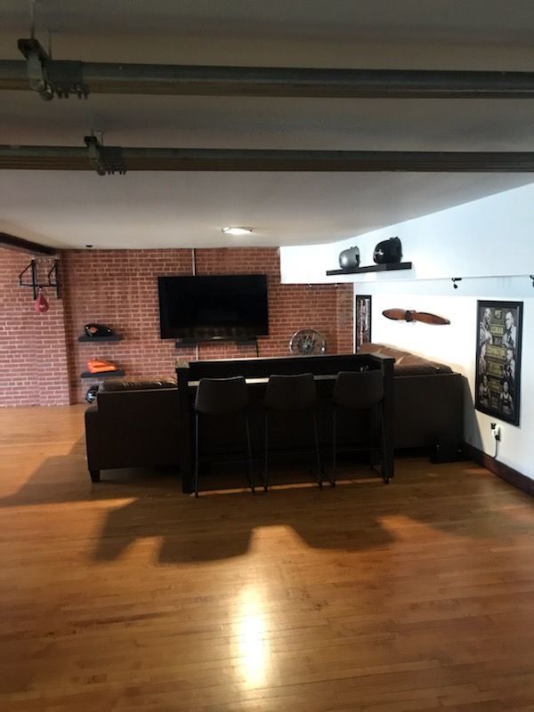 Photo - 115 E Tyler St