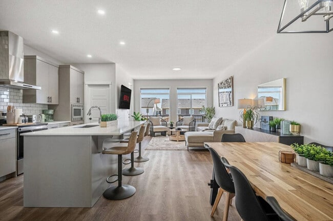 Building Photo - 154 Mitchell Rd NW