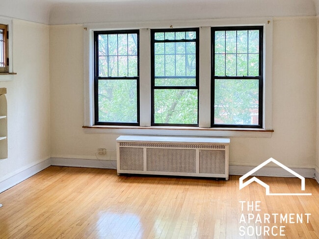 Photo - 2613 W Berwyn Ave Unit 2