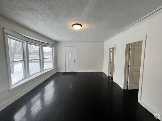 Building Photo - 923 Turner Ave NW Unit Apt 1