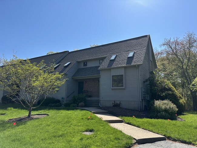 Photo - 320 Westmoreland St Condo Unit E6
