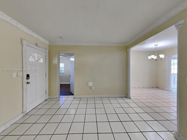 Photo - 3211 SW 64th Terrace