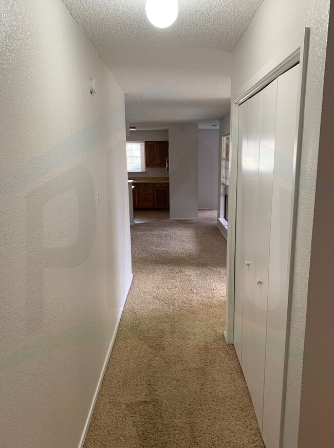 Photo - 305 Shady Valley Dr