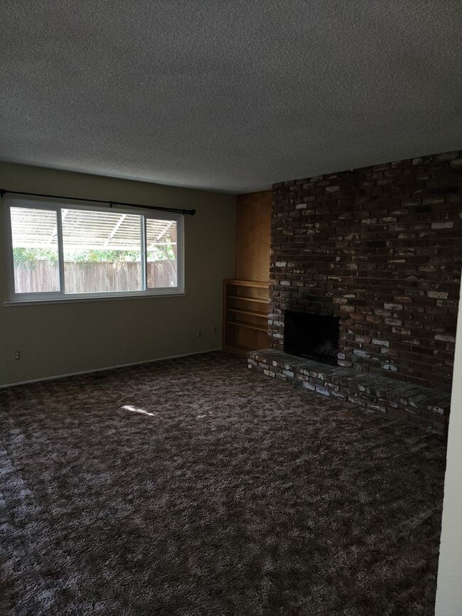 Photo - K1329-1331RA Unit 1329