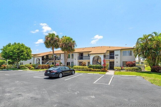 Photo - 5850 Sugar Palm Ct