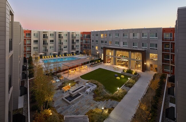 Building Photo - Fort Totten Square Rental