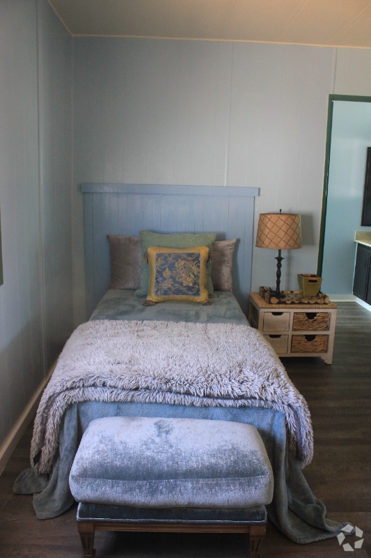 Rentals near Washington Charter 95 Rentals