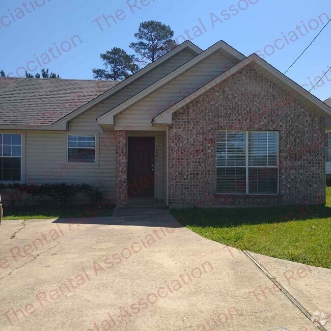Building Photo - 629 S Barnett Springs St Rental