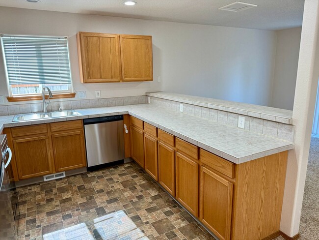 Photo - 1015 NE 75th Ave