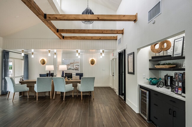 Cadia on the Loop apartments — community photo