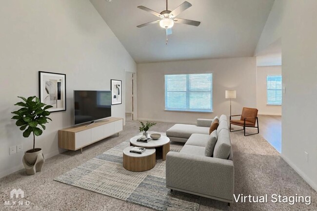 Photo - 526 A D Crain St
