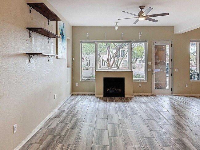 Photo - 16 W Encanto Blvd