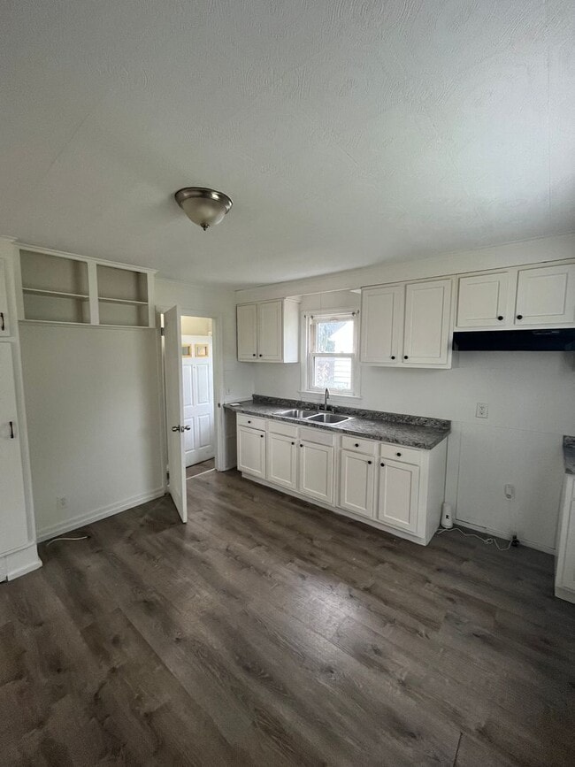 Photo - 54 Northampton St