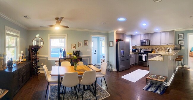 Photo - 2604 Boswell Ave