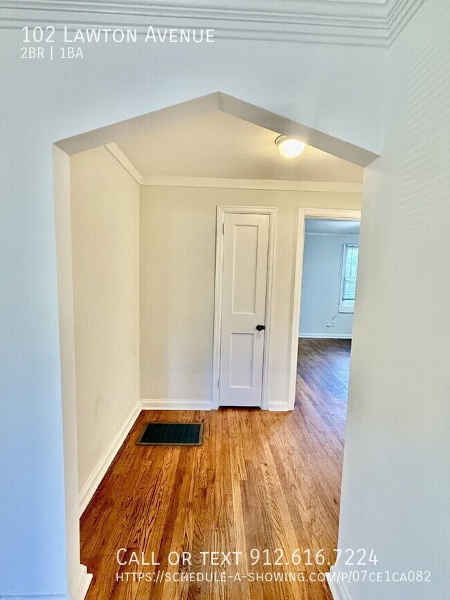 Photo - 102 Lawton Ave