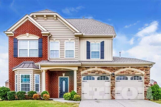 Photo - 1011 Middleton Ln