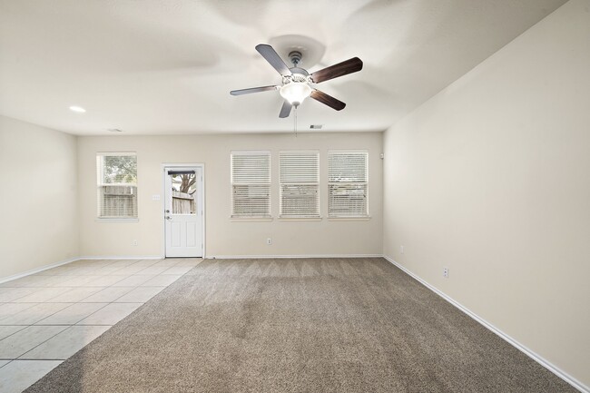 Photo - 3315 Victorian Manor Ln