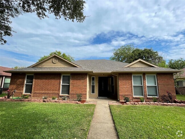 Building Photo - 613 Hanover Dr Rental