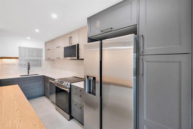 Photo - 54 Isle of Venice Dr Unit 7