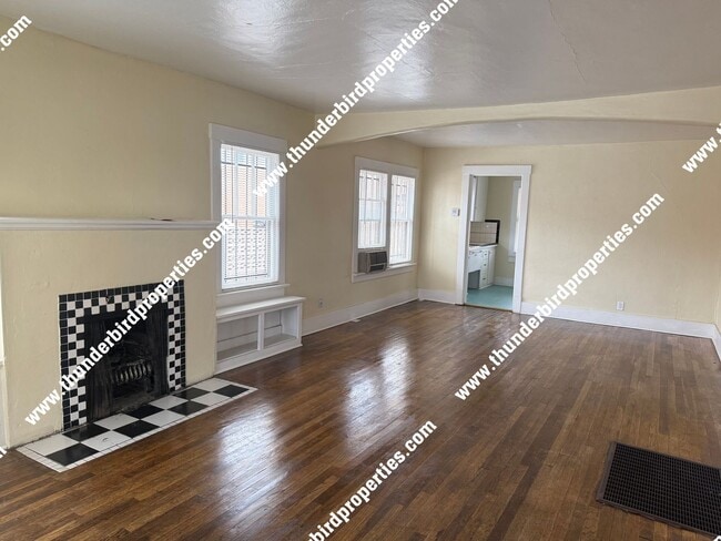 Photo - CNM/UNM Area