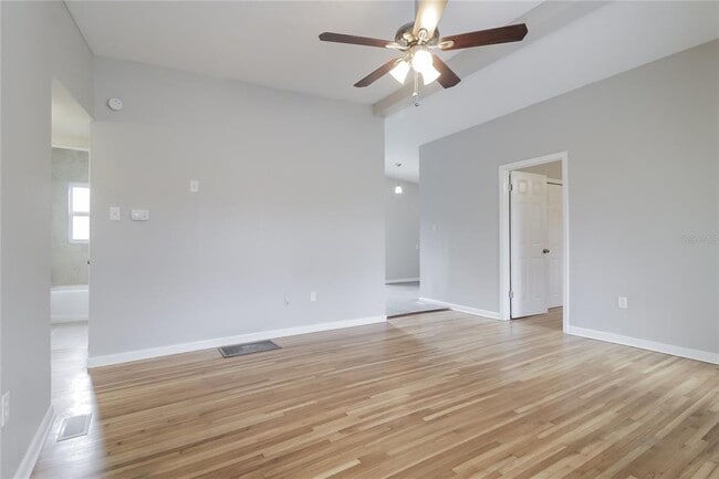 Photo - 3404 Paris Pl