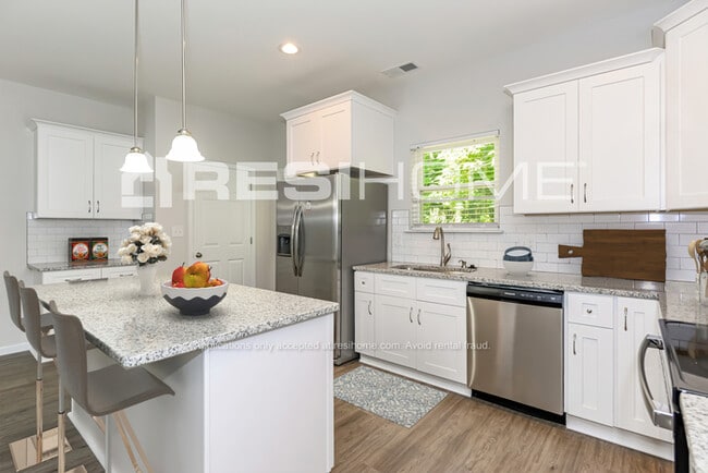 Photo - 1720 Taylor Ave