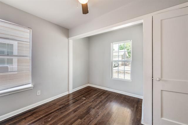 Photo - 2725 Toronto St