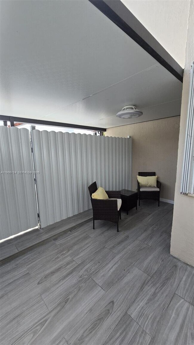 Photo - 11286 SW 160th Ct Unidad 1