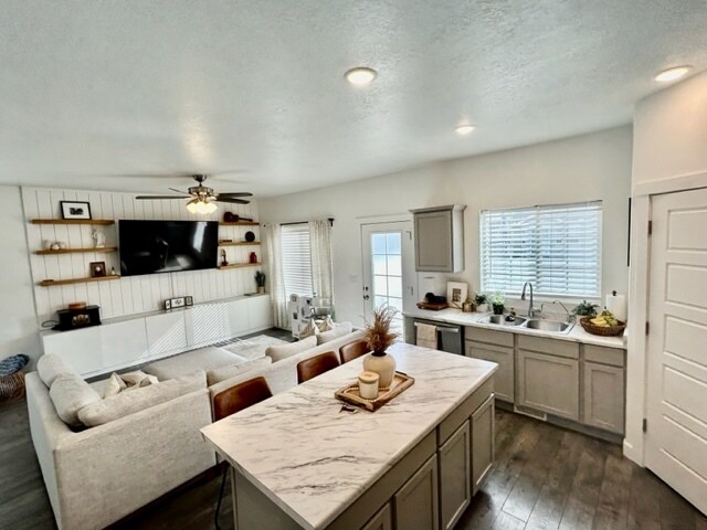 Photo - 1530 E Erickson Knl Ln