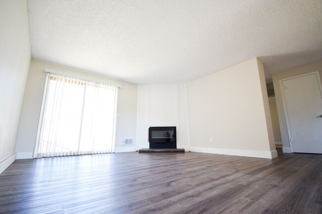 Photo - 2BDRM Apartment! Unit 2359