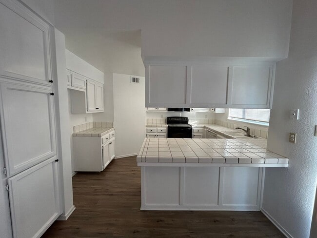 Photo - Beautiful 4 Bed / 2.5 Bath Silver Creek Home w/ RBP & $0 Deposit Option