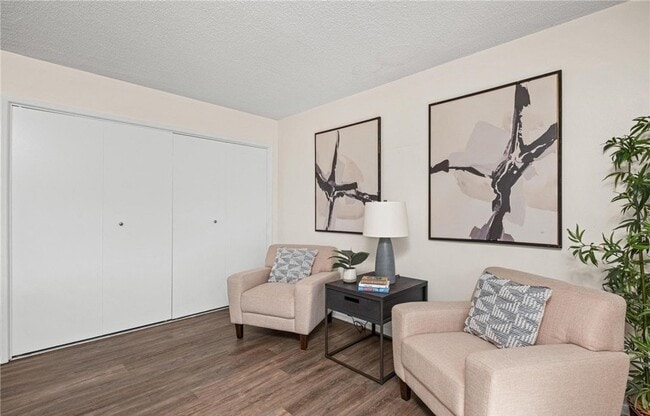 Photo - 1745 Maple Ave Unit 68B